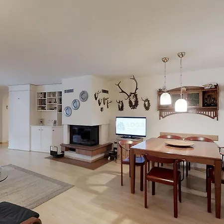 Apartment Polaschin E12